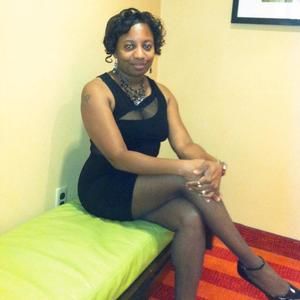 Meet your Posher, Letitia